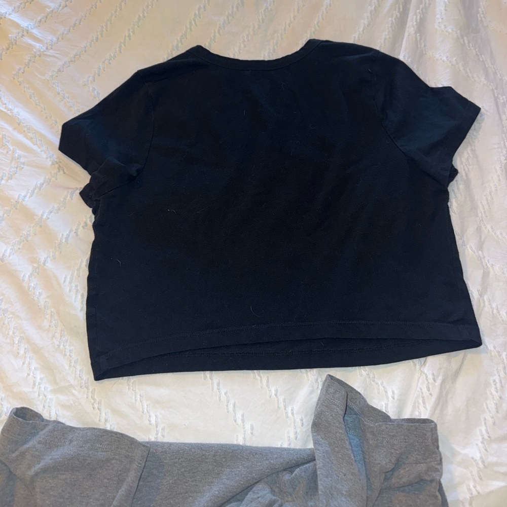 2 Pack Basic Crop Tees - Picture 8 of 8